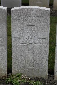 Lijssenthoek Military Cemetery - Saunders, Albert Victor
