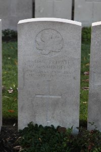 Lijssenthoek Military Cemetery - Saunders, W G