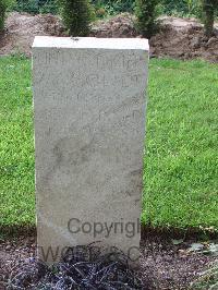 Lijssenthoek Military Cemetery - Schmidt, Max