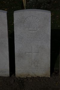 Lijssenthoek Military Cemetery - Schwarer, John William