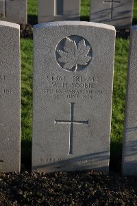 Lijssenthoek Military Cemetery - Scobie, W H