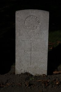 Lijssenthoek Military Cemetery - Scott, Andrew