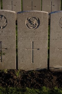 Lijssenthoek Military Cemetery - Scott, J
