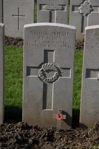 Lijssenthoek Military Cemetery - Scott, John Lewis