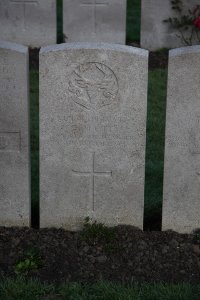 Lijssenthoek Military Cemetery - Scott, J