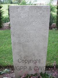 Lijssenthoek Military Cemetery - Senff, Rufolf