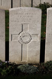 Lijssenthoek Military Cemetery - Senior, Joseph Edmond