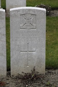 Lijssenthoek Military Cemetery - Sensier, Percy Leonard
