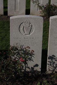 Lijssenthoek Military Cemetery - Sewell, J