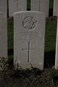 Lijssenthoek Military Cemetery - Sexton, R