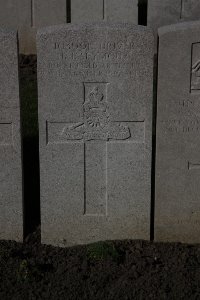 Lijssenthoek Military Cemetery - Seymour, Isaac James