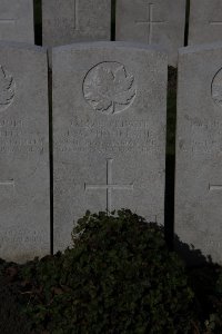 Lijssenthoek Military Cemetery - Shankland, John Wilfred