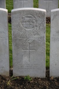 Lijssenthoek Military Cemetery - Sharpe, Frank
