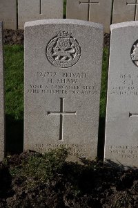 Lijssenthoek Military Cemetery - Shaw, H