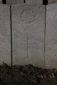 Lijssenthoek Military Cemetery - Shaw, William George