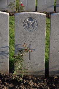 Lijssenthoek Military Cemetery - Shaw, W