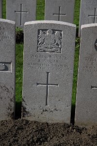 Lijssenthoek Military Cemetery - Sheal, Robert