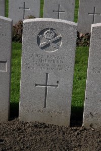 Lijssenthoek Military Cemetery - Shepherd, Ernest