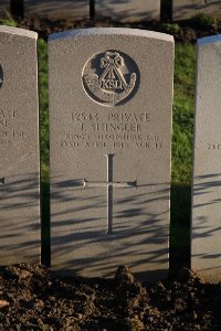 Lijssenthoek Military Cemetery - Shingler, J