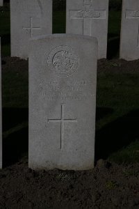 Lijssenthoek Military Cemetery - Shoesmith, G