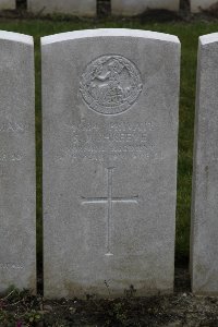 Lijssenthoek Military Cemetery - Shreeve, S J