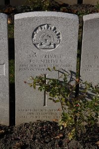 Lijssenthoek Military Cemetery - Shrives, Edward John