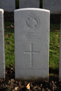Lijssenthoek Military Cemetery - Sidell, James