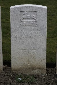 Lijssenthoek Military Cemetery - Silence, W E