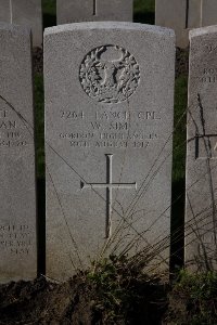 Lijssenthoek Military Cemetery - Sim, W