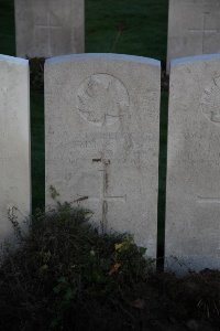 Lijssenthoek Military Cemetery - Simmons, C