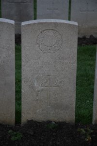 Lijssenthoek Military Cemetery - Simpson, Peter Thomson