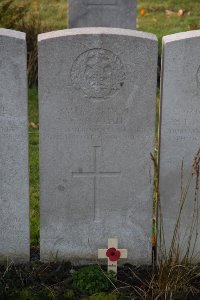 Lijssenthoek Military Cemetery - Sinclair, J