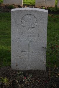 Lijssenthoek Military Cemetery - Skinner, Frank William