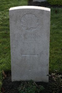 Lijssenthoek Military Cemetery - Smith, A F