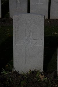 Lijssenthoek Military Cemetery - Smith, A