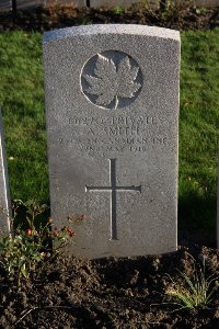 Lijssenthoek Military Cemetery - Smith, Alexander
