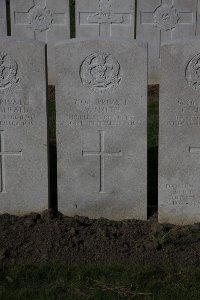 Lijssenthoek Military Cemetery - Smith, A