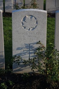 Lijssenthoek Military Cemetery - Smith, D