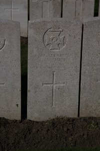 Lijssenthoek Military Cemetery - Smith, Edward Victor