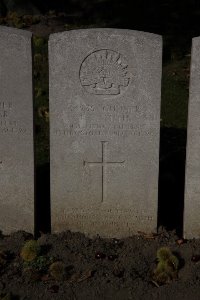Lijssenthoek Military Cemetery - Smith, Ferrier Eyre