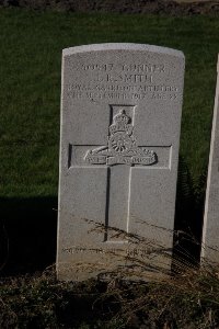 Lijssenthoek Military Cemetery - Smith, John Reder
