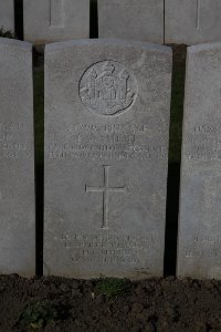 Lijssenthoek Military Cemetery - Smith, P J