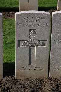 Lijssenthoek Military Cemetery - Smith, Thomas Austin
