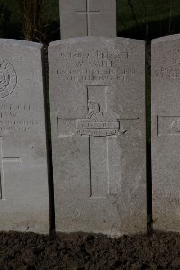 Lijssenthoek Military Cemetery - Smith, W