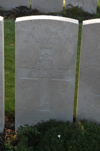 Lijssenthoek Military Cemetery - Snape, Arthur