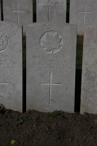 Lijssenthoek Military Cemetery - Sosnoski, Frank Francis