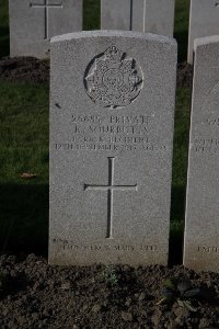 Lijssenthoek Military Cemetery - Sourbutts, Richard