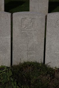 Lijssenthoek Military Cemetery - Spicer, V W O