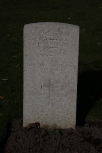 Lijssenthoek Military Cemetery - Spray, Arthur