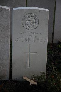 Lijssenthoek Military Cemetery - Spray, F